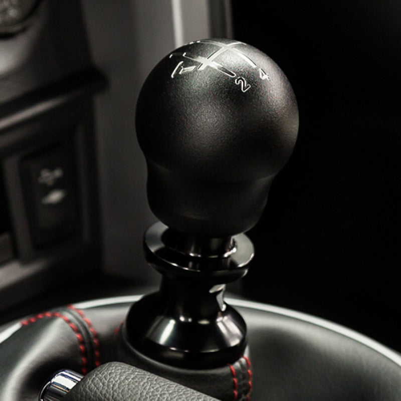 Raceseng Contour Shift Knob (Gate 5 Engraving) BMW Adapter - Black Texture