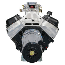 Load image into Gallery viewer, Edelbrock Crate Engine Edelbrock/Pat Musi 555 RPM XT BBC 675 HP Stock Exhaust Port Location